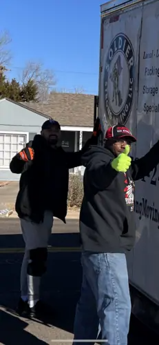 imgi_139_soldier-strong-movers-231x500